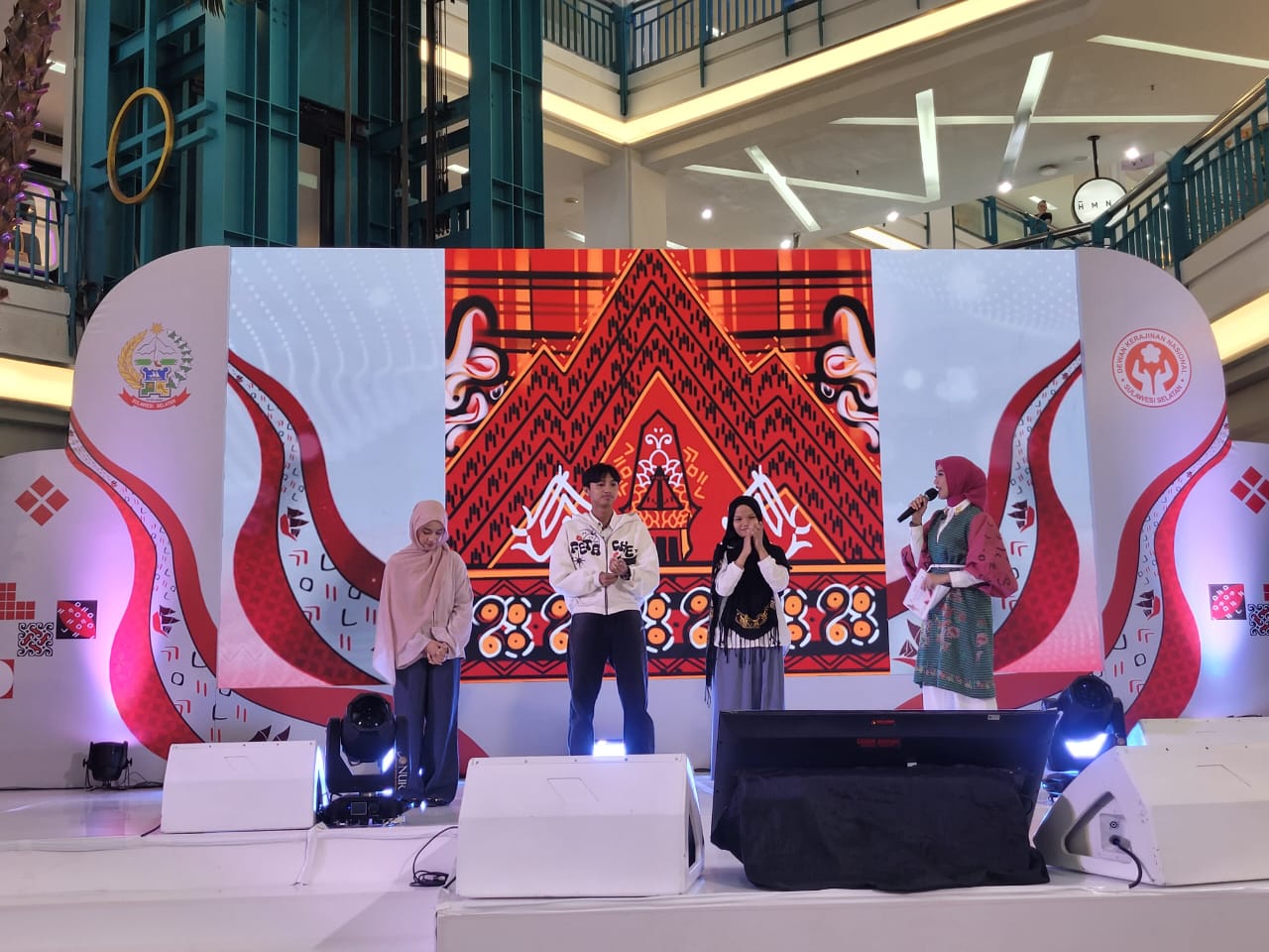 Kembangkan Potensi Wastra Lokal, Pemprov Sulsel Gelar Bimtek Kurasi Produk dan Desain Motif Wastra untuk Generasi Z