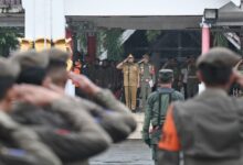 Jelang Pergantian Tahun, Gubernur Sulsel Pimpin Apel Kesiapsiagaan dan Lepas Pemudik Gratis