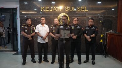 Kejati Sulsel Cekal Mantan Pj Gubernur Bahtiar Baharuddin Terkait Dugaan Korupsi Bibit Nanas Rp60 Miliar