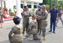 Tutup Diklatsar Satpol PP 2025, Andi Asman Tegaskan Penegakan Perda yang Humanis dan Melayani Rakyat