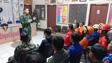 Tim Gabungan Melanjutkan Pencarian Pesawat ATR 42-500 Minggu Dini Hari