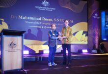 Alumni Australia Asal Makassar, Dr. Muhammad Roem Raih Emerging Leader Award dari Konsulat Australia