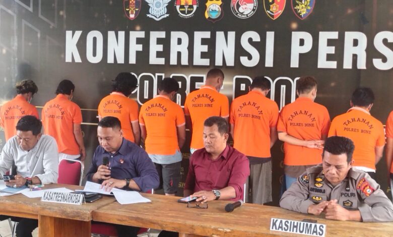 Empat Hari Operasi, Reserse Narkoba Polres Bone Ringkus 15 Pelaku Sabu
