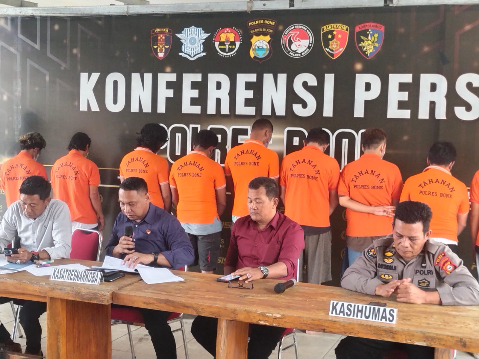 Empat Hari Operasi, Reserse Narkoba Polres Bone Ringkus 15 Pelaku Sabu