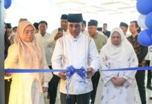 Perkuat Pelayanan Publik Digital, Gubernur Anwar Hafid Resmikan Command Center BERANI Samporoa