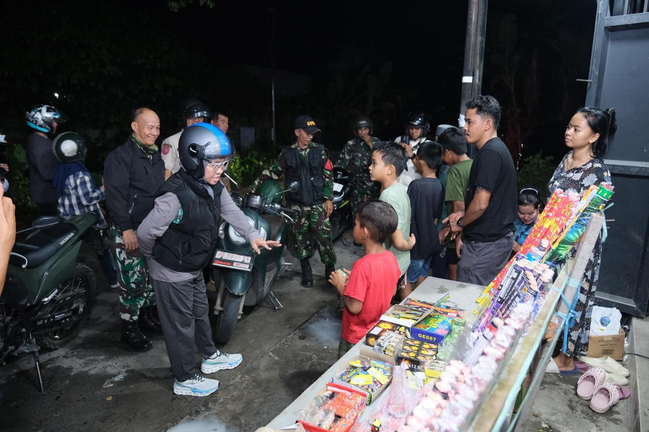 Bupati Gowa Patroli Pantau Kegiatan Warga di Malam Perayaan Tahun Baru 2026