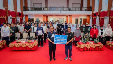 Gubernur Sulsel Terima Donasi Kemanusiaan Rp1,2 Miliar dari Pemkab Bone untuk Korban Bencana di Aceh dan Sumatera