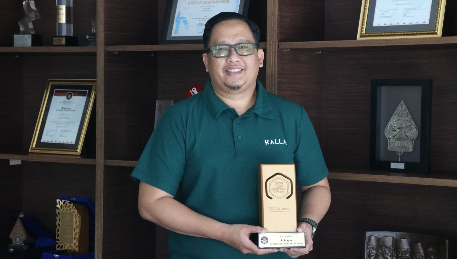 Transformasi Digital Berkelanjutan, KALLA Raih Dua Penghargaan TOP DIGITAL Awards 2025