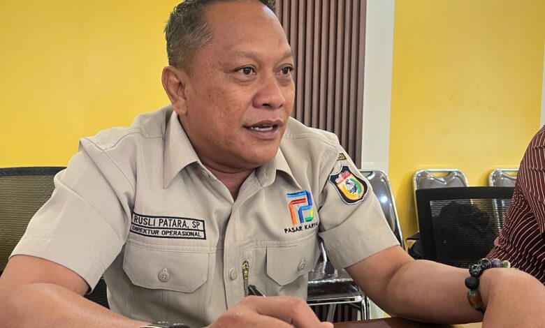 Kembalikan Fungsi Fasum, Perumda Pasar Tertibkan Pedagang di Depan Pabaeng-baeng