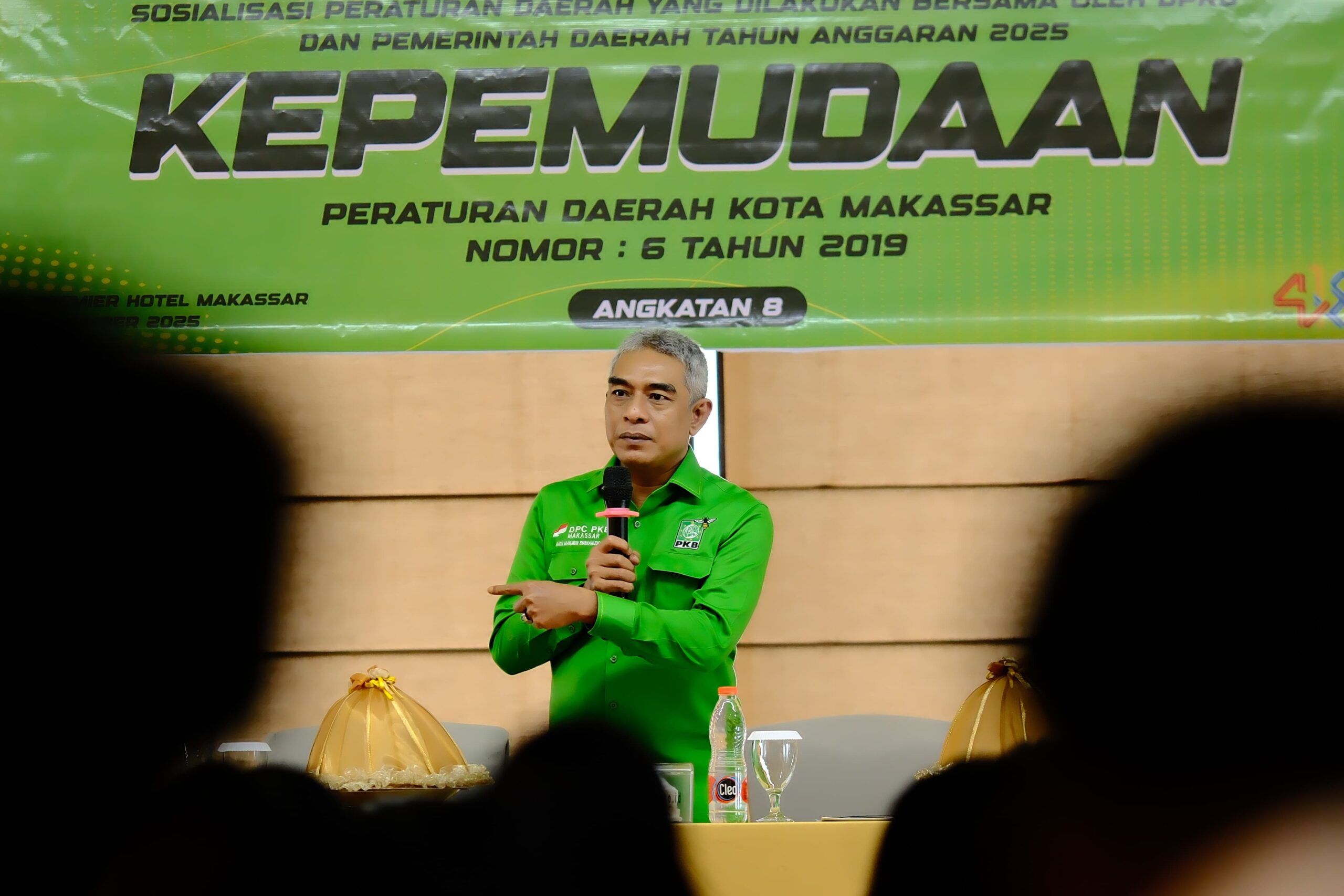 DPC PKB Makassar Salurkan Bantuan Alat Produksi ke 69 Pelaku UMKM