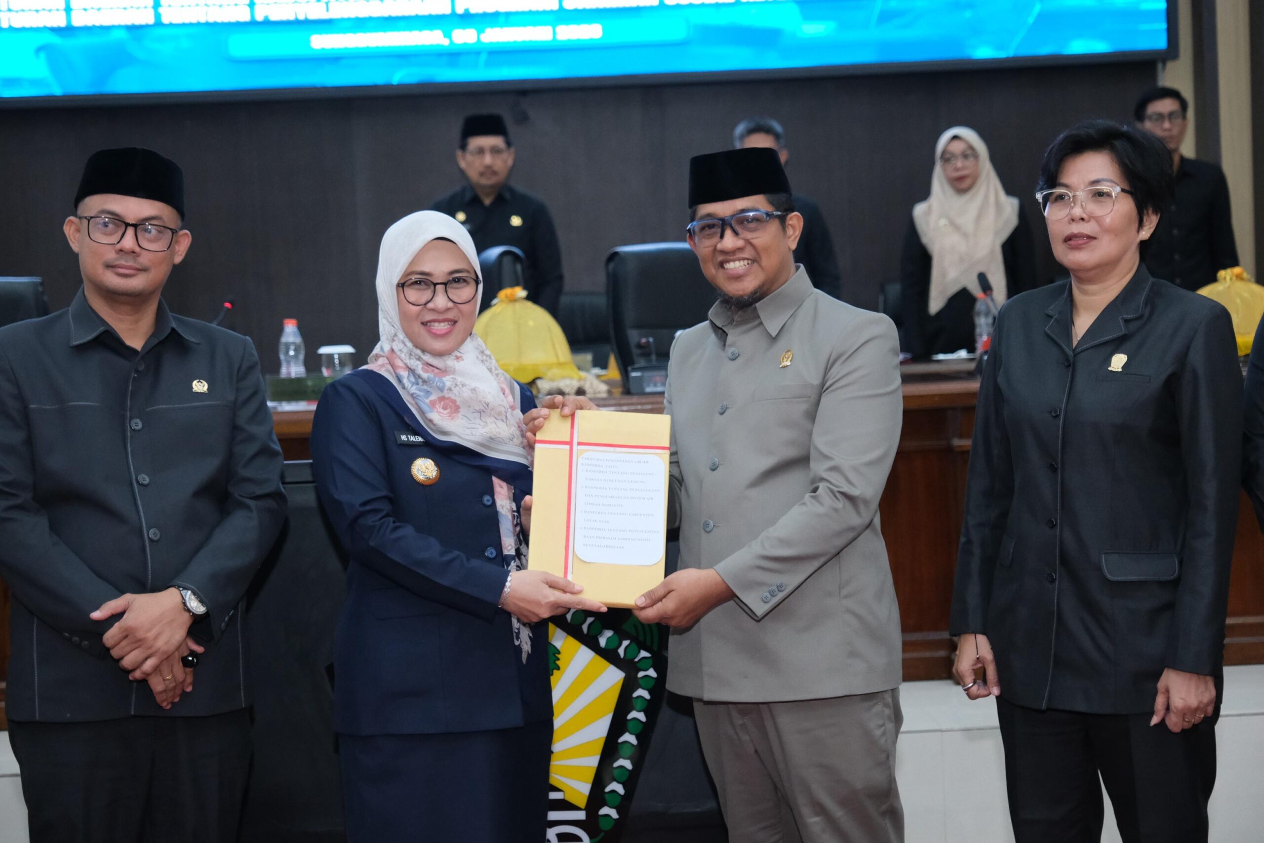 Optimalkan Pemanfaat Aset, Pemkab bersama DPRD Gowa Tetapkan Ranperda Perubahan Pengelolaan Barang Milik Daerah