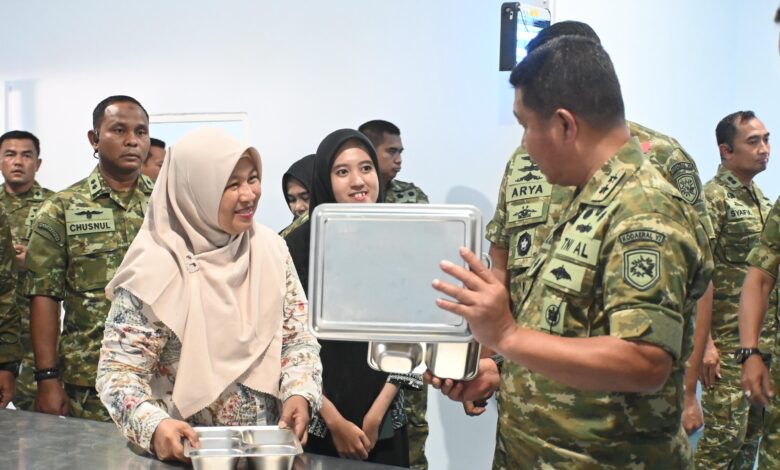 Dukung Ketahanan Gizi Masyarakat, Dankodaeral VI Laksanakan Syukuran Launching Dapur MBG Tamalaba Kodaeral VI