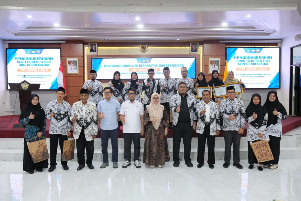 Bupati Gowa Nilai Peran Guru Besar Bentuk Individu Hebat