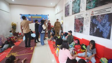 Wali Kota Munafri Tinjau Dua Titik Pengungsian Banjir di Biringkanaya, Pastikan Kebutuhan Warga Terpenuhi