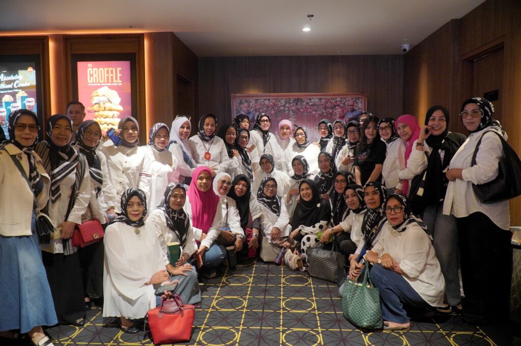 Wakil Wali Kota Makassar Aliyah Mustika Ilham Nobar Film Uang Passolo