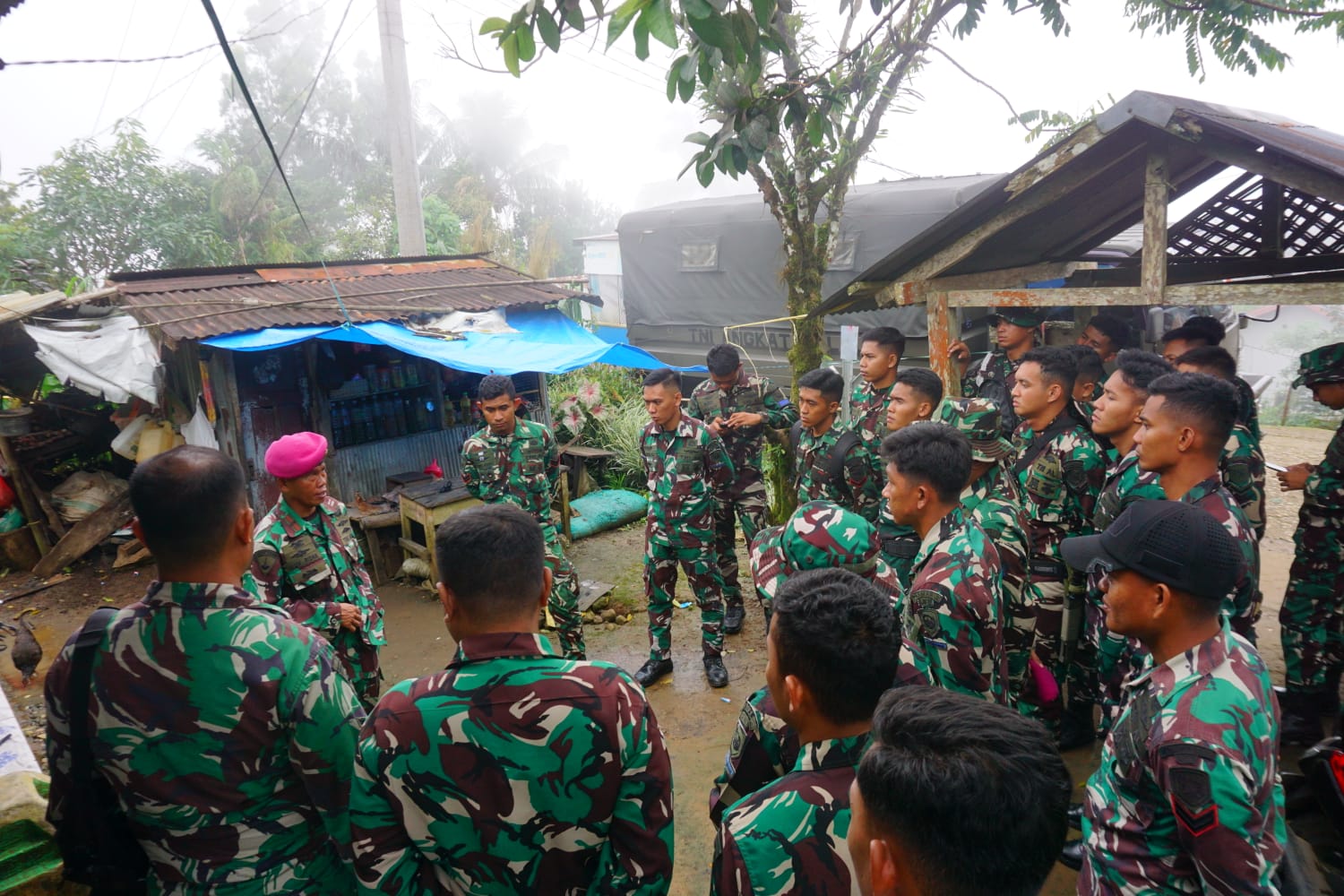 Kodaeral VI Mengerahkan Personel Tim SAR Bantu Pencarian Korban Pesawat ATR 42-500 di Gunung Bulusaraung