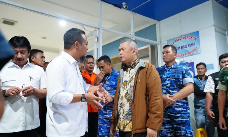 Gubernur Sulsel Bersama Menhub dan Basarnas Evaluasi Pencarian Korban ATR 42-500