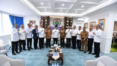 Temui Mendes DPT, Gubernur Anwar Hafid Dorong Digitalisasi 606 Desa Blank Spot