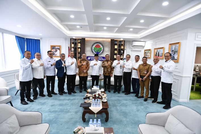 Temui Mendes DPT, Gubernur Anwar Hafid Dorong Digitalisasi 606 Desa Blank Spot