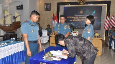 Dankodaeral VI Menghadiri Penandatanganan Kontrak Pengadaan Barang dan Jasa TNI AL 2026