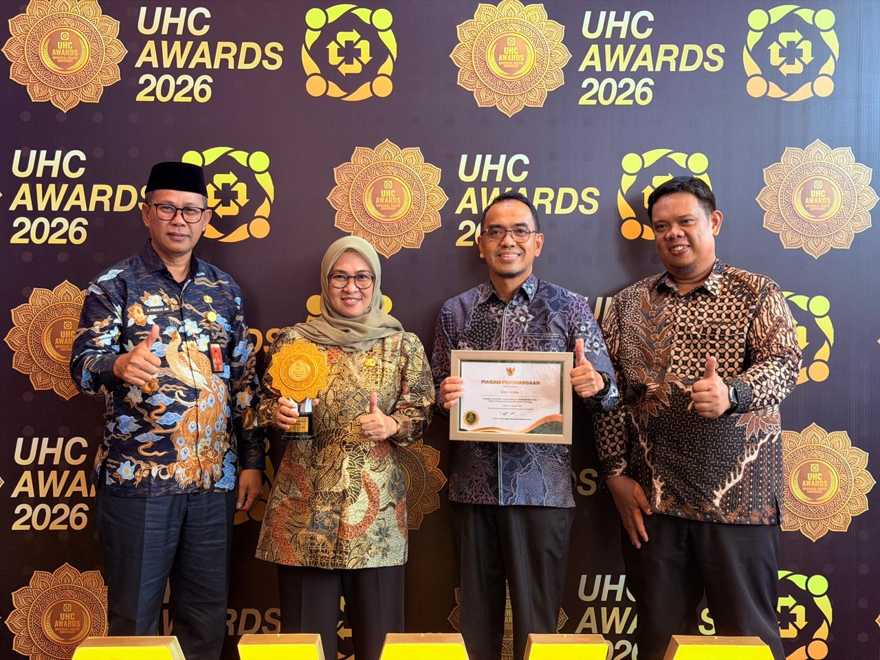 Komitmen Jamin Kesehatan Masyarakat, Gowa Raih UHC Award Kategori Pratama 2026