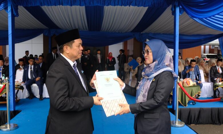 Momentum HAB Ke-80, Pemkab Gowa Serahkan Sertifikat Hibah Kantor Layanan Haji dan Umrah