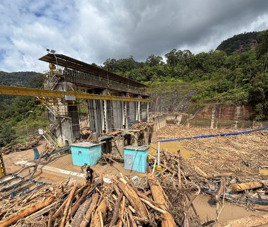 Bukan Sekadar Pembangkit Listrik Hijau, PLTA Sipansihaporas Cegah Banjir Kayu saat Bencana Sumatera