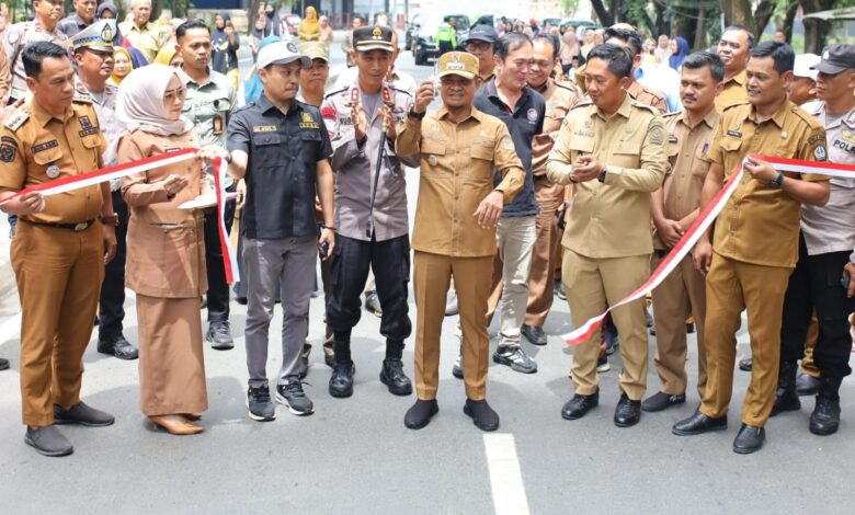 Resmikan Jalan Perintis Rp13,5 Miliar, Andi Asman Sulaiman Minta Masyarakat Jaga Fasilitas Umum