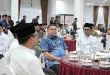 Buka Puasa Bersama Forkopimda, Wali Kota Munafri dan Ketua DPRD Makassar, Supratman Ajak Perkuat Kebersamaan