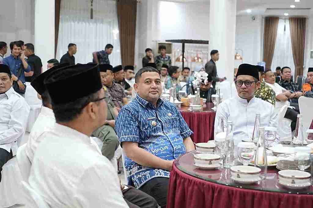 Buka Puasa Bersama Forkopimda, Wali Kota Munafri dan Ketua DPRD Makassar, Supratman Ajak Perkuat Kebersamaan