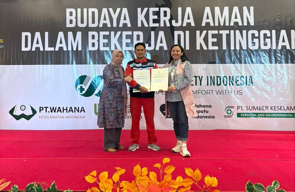 Bumi Karsa Raih Penghargaan K3 Platinum di Bulan K3 Nasional, Catat Lebih dari 1 Juta Jam Kerja Zero Accident