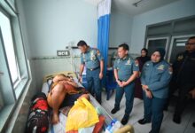 Update Korban Ledakan Kapal Nelayan di Pelabuhan Paotere Ditangani Intensif Di RSAL Jala Ammari TNI AL Kodaeral VI