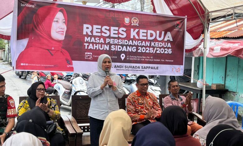 Legislator Andi Suhada Ajak Masyarakat Gunakan Aplikasi Lontara+ Saat Reses di Kelurahan Marsela