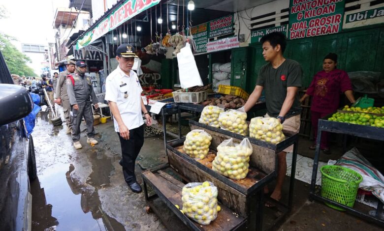 Lewat Dialog dan Relokasi, Pemkot Makassar Tata Lapak PKL Tanpa Konflik