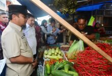 Sidak Pasar Bersama Forkopimda, Gubernur Sulsel: Harga Sembako Relatif Terkendali