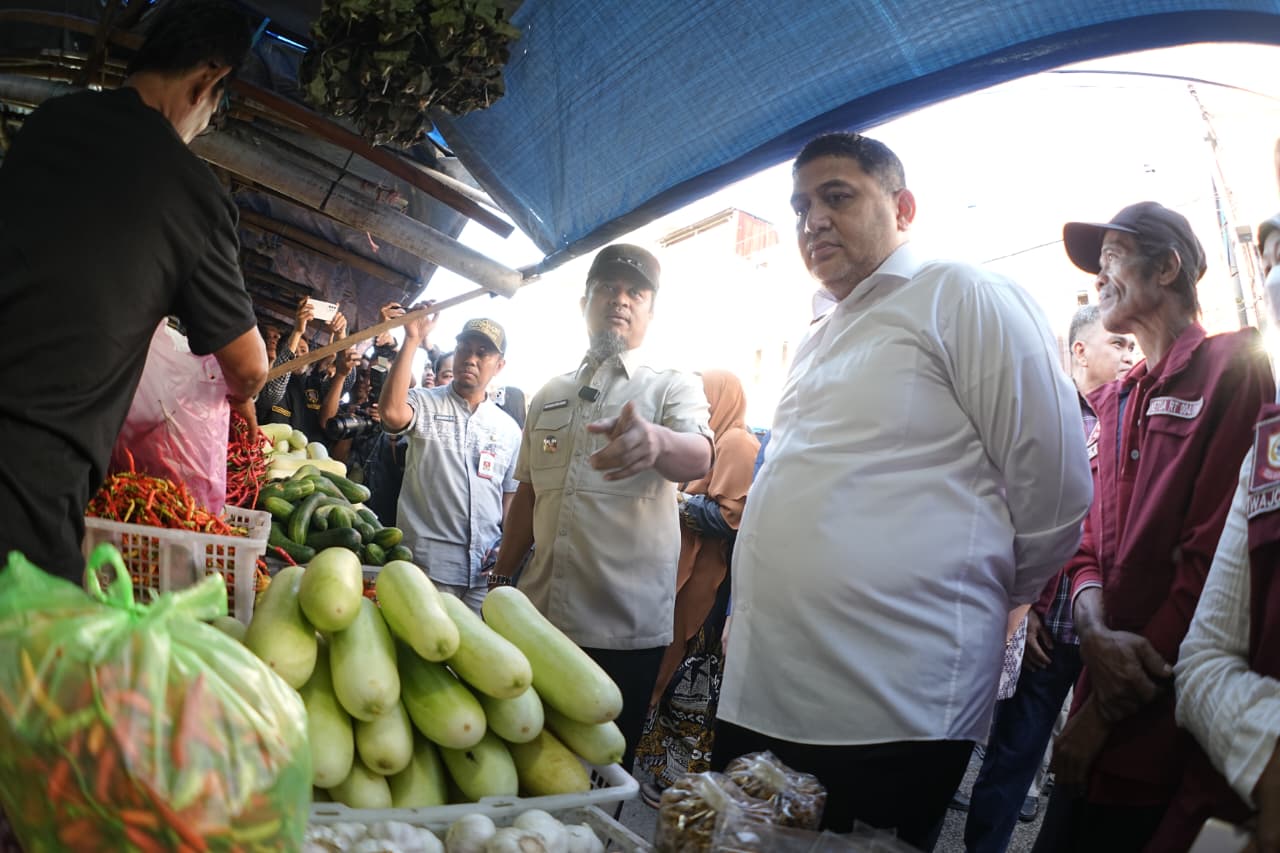 Wali Kota Munafri Bersama Gubernur Sulsel Pantau Harga Pangan di Pasar Terong