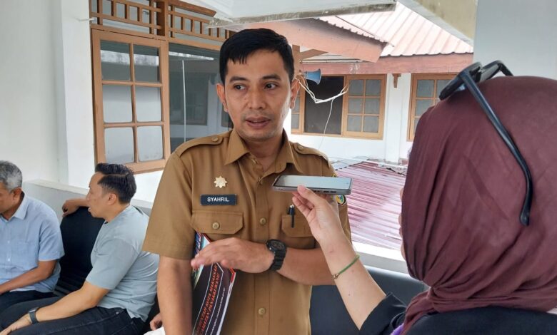 Permudah Warga, Camat Panakkukang Dorong Lurah Berinovasi Antar Dokumen Langsung