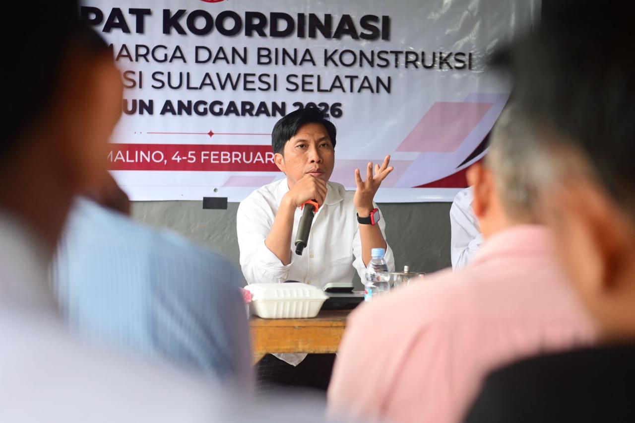 Jalan Hertasning Depan PLN Ditemukan Berlubang, Pemprov: Akibat Curah Hujan Tinggi, Segera Kami Perbaiki