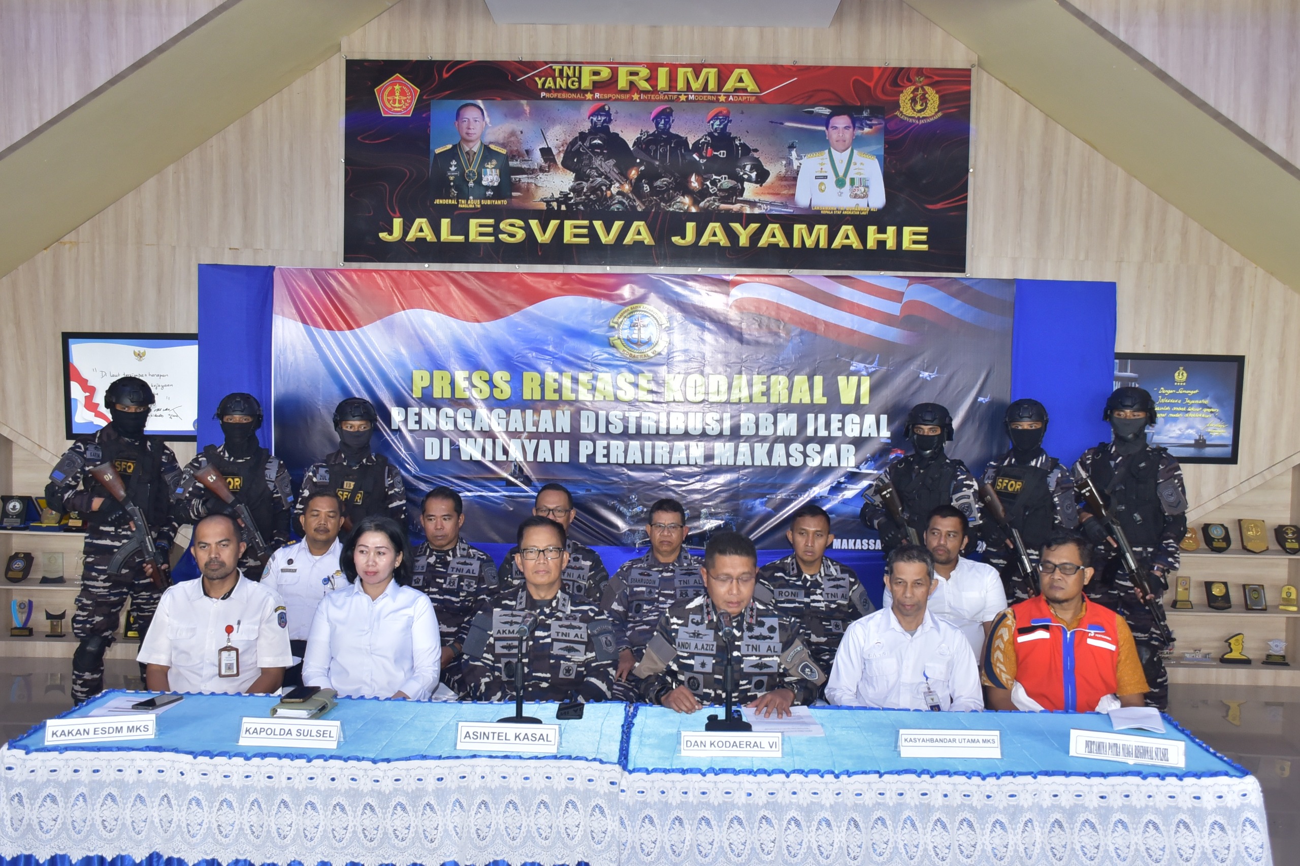 Kodaeral VI Gelar Konferensi Pers Penggagalan Distribusi Solar Ilegal Jaringan Sindikat BBM di Makassar