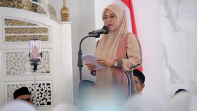 Kuota Haji Gowa Meningkat, Wamenhaj dan Bupati Gowa Lepas 1.421 JCH