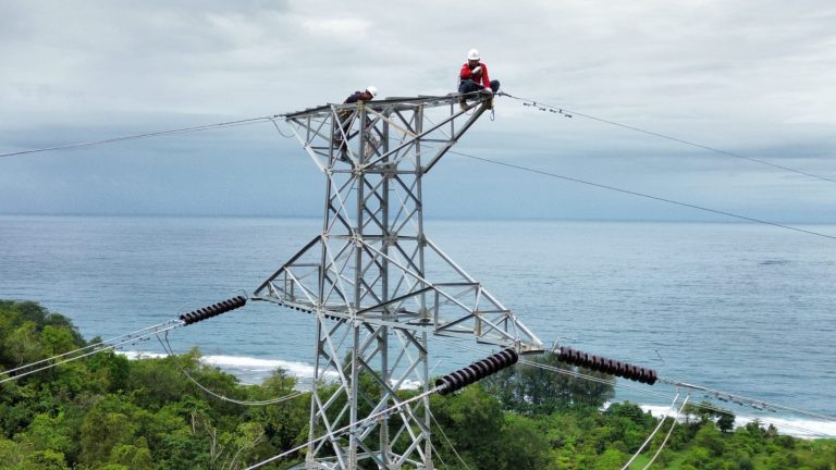 Perkuat Sistem Kelistrikan Aceh Selatan, PLN Operasikan SUTT dan GI 150 kV Blangpidie-Tapak Tuan