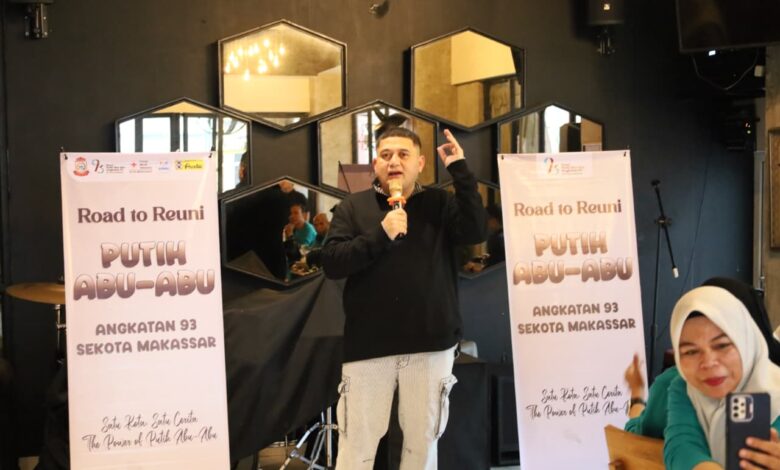 Wali Kota Makassar Pererat Kebersamaan Alumni se-Kota Makassar di Bazar Road to Reuni Angkatan 93