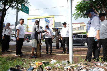 Lakukan Kerja Bakti Serentak, Bupati Gowa Ajak Masyarakat Wujudkan Lingkungan ASRI
