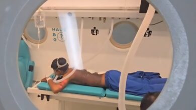 Gerak Cepat TNI AL, RSAL Jala Ammari Kodaeral VI Tangani Korban Kecelakaan Kapal Nelayan di Pelabuhan Paotere Makassar