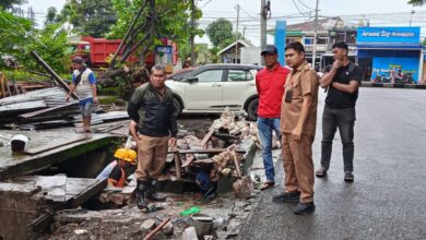 Pemkot Makassar Tertibkan Lapak Kambing di Jalan Bontomangape, Fungsikan Trotoar Bagi Pejalan Kaki