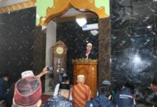 Lewat Salat Subuh, Wali Kota Makassar Rajut Sinergi dengan Masyarakat