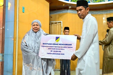 Safari Ramadan Perdana 2026, Wagub Sulteng Kunjungi Masjid An-Namira Palu: Perkuat Iman Lewat Program “Berani Berkah”