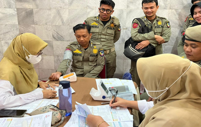 Dinkes Sulsel dan Satpol PP Gelar Skrining Kesehatan bagi 612 Personel