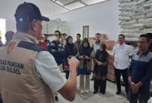 Tim Satgas Saber Pangan Sulsel Bersama Bapanas Sidak Distributor dan Ritel