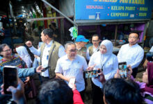 Didampingi Wagub Sulsel, Menko Pangan Tinjau Pasar Pastikan Harga Stabil Jelang Ramadan